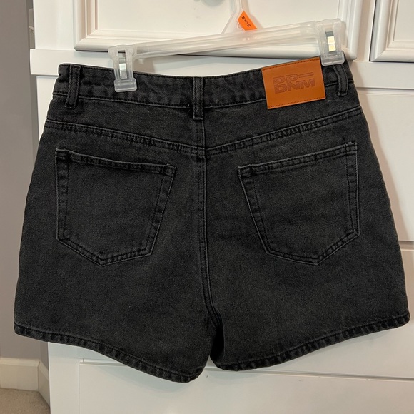 Princess Polly black denim mom-style high-waisted shorts, worn once - Picture 2 of 2